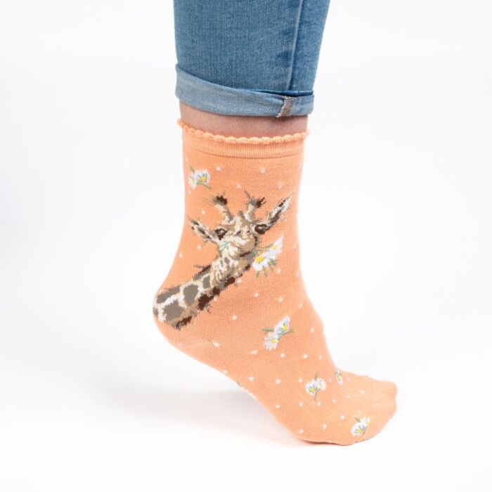 Wrendale Designs "Flowers" Giraffe Socks